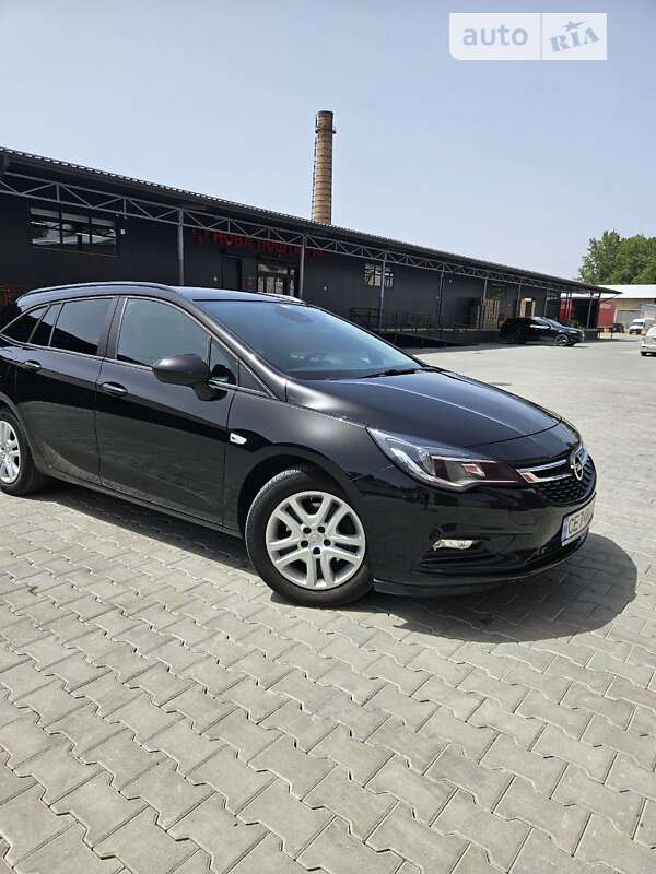 Универсал Opel Astra 2017 в Черновцах