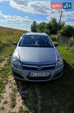 Универсал Opel Astra 2005 в 