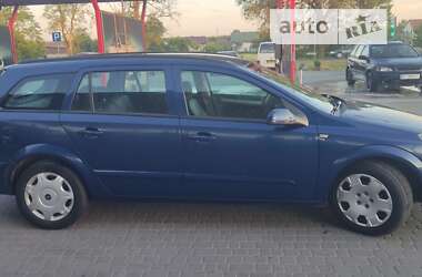 Универсал Opel Astra 2004 в Яворове