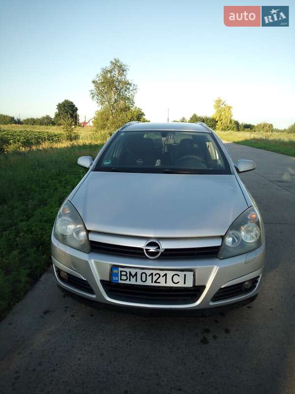 Універсал Opel Astra 2005 в Сумах