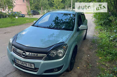 Хэтчбек Opel Astra 2010 в Кременчуге