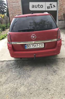 Універсал Opel Astra 2005 в Бучачі