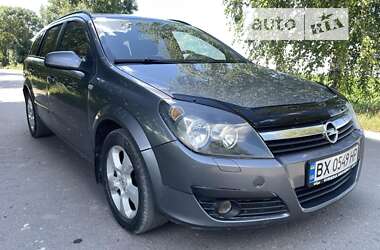 Универсал Opel Astra 2005 в Теофиполе