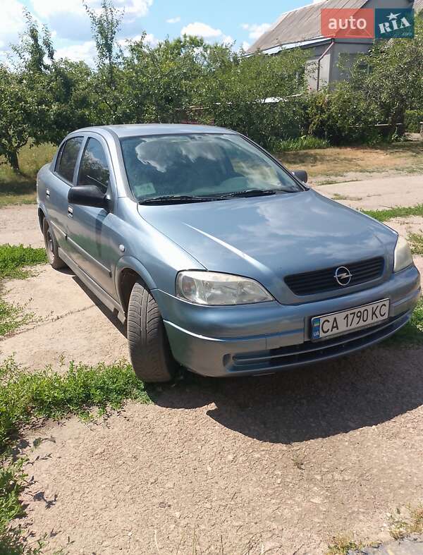 Opel Astra 2008