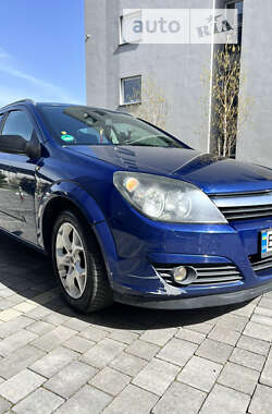 Универсал Opel Astra 2004 в Львове