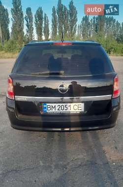 Универсал Opel Astra 2009 в Ахтырке
