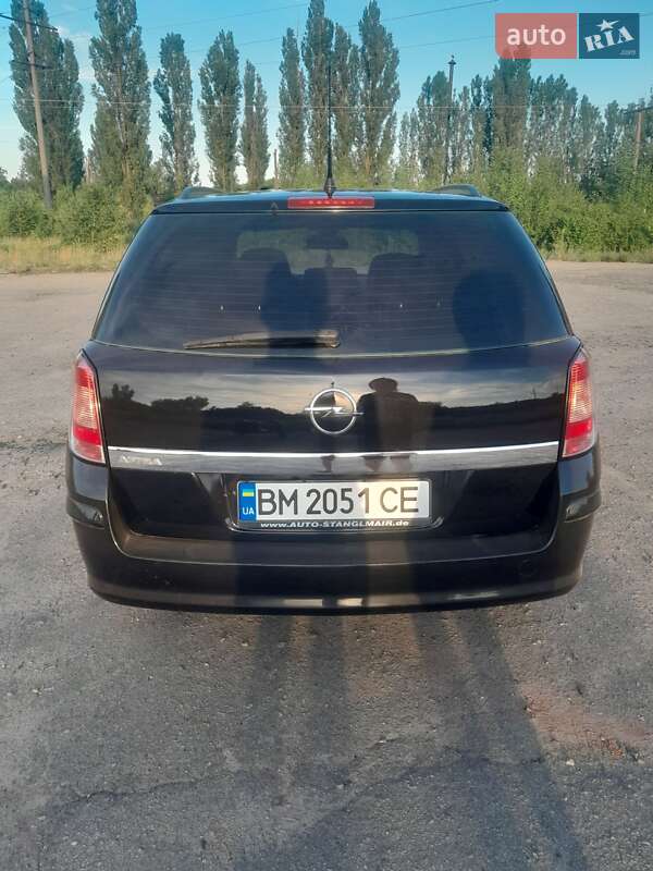 Универсал Opel Astra 2009 в Ахтырке