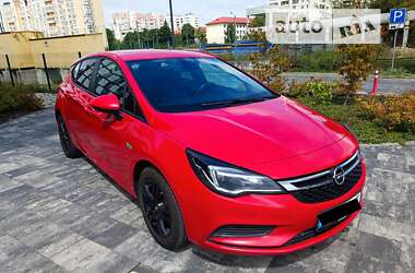 Хетчбек Opel Astra 2016 в Львові