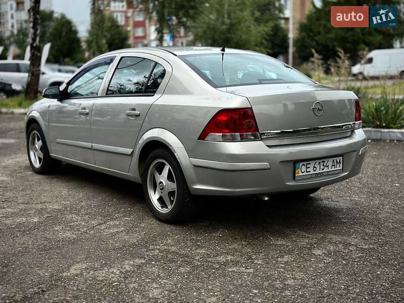 Седан Opel Astra 2008 в Черновцах