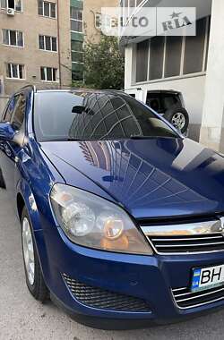 Универсал Opel Astra 2010 в Одессе