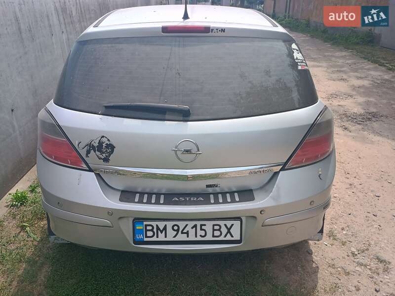 Хэтчбек Opel Astra 2008 в Варве