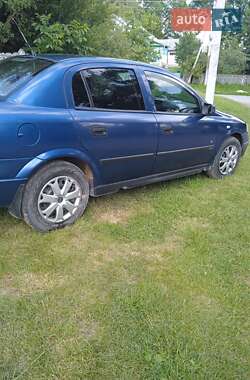 Седан Opel Astra 2002 в 