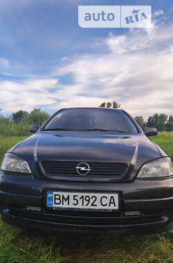 Седан Opel Astra 2006 в Десне