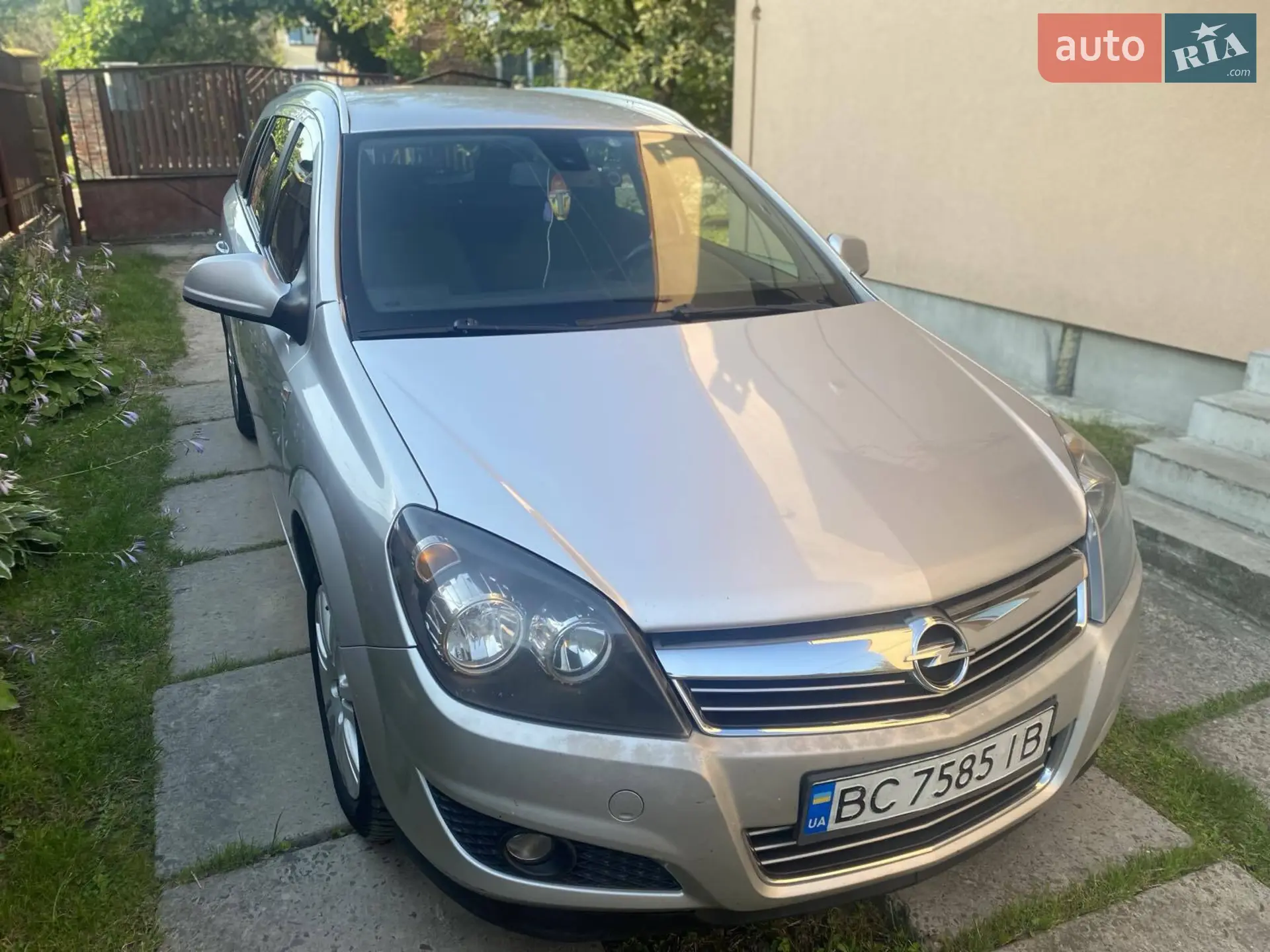 2010 Opel Astra - мініатюра 3