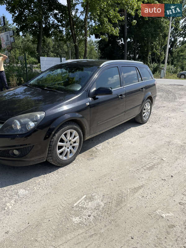 Opel Astra 2008