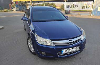 Універсал Opel Astra 2009 в Шепетівці