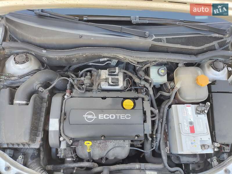 Универсал Opel Astra 2007 в Ровно