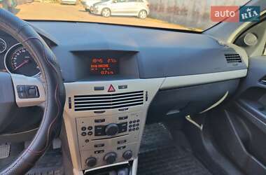 Универсал Opel Astra 2007 в 