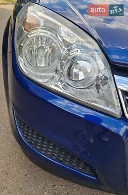 Универсал Opel Astra 2008 в 