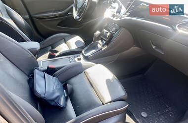Хэтчбек Opel Astra 2015 в 