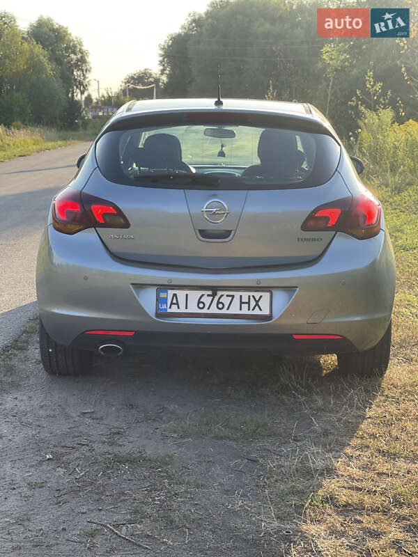 Хетчбек Opel Astra 2010 в Березані