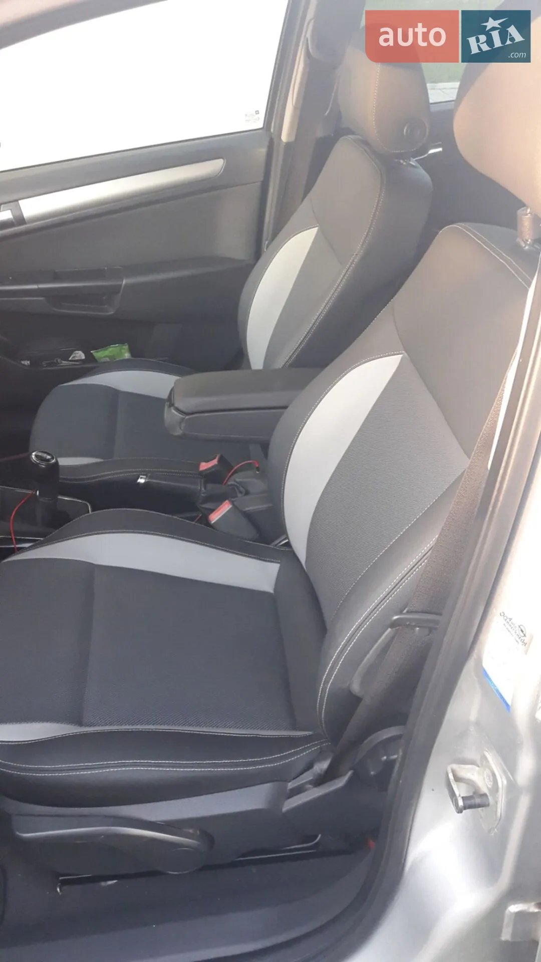 2010 Opel Astra - мініатюра 8