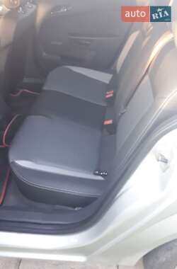 Универсал Opel Astra 2010 в 