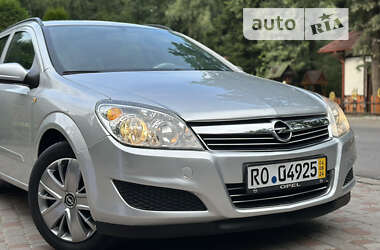 Универсал Opel Astra 2008 в Дрогобыче