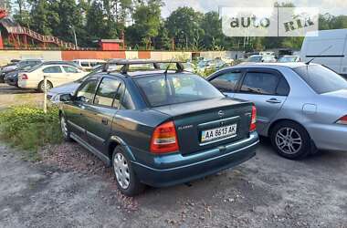 Седан Opel Astra 2004 в Києві