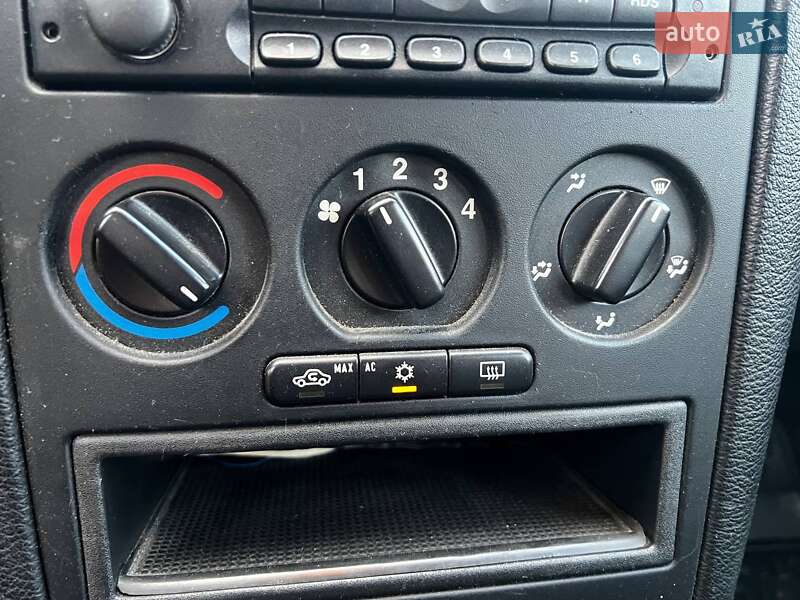 Opel Astra 2000