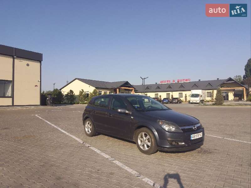 Хэтчбек Opel Astra 2006 в Виннице
