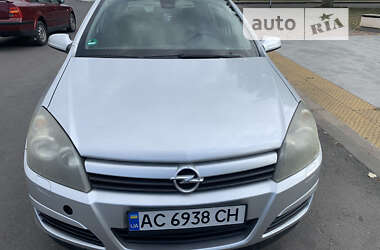 Хэтчбек Opel Astra 2005 в Южном