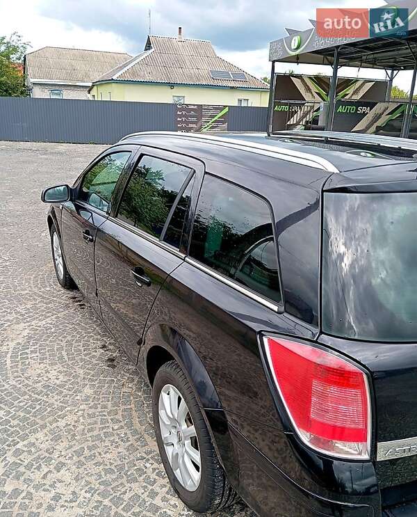 Універсал Opel Astra 2007 в Драбіву