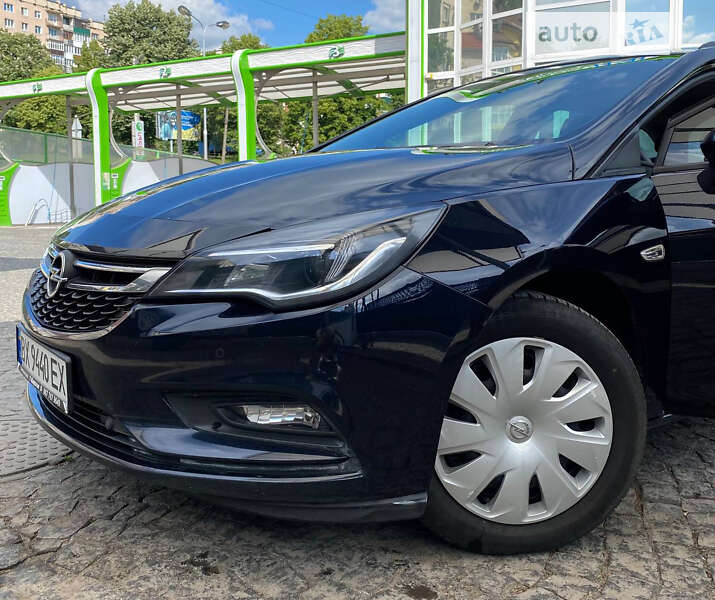 Универсал Opel Astra 2018 в Славуте