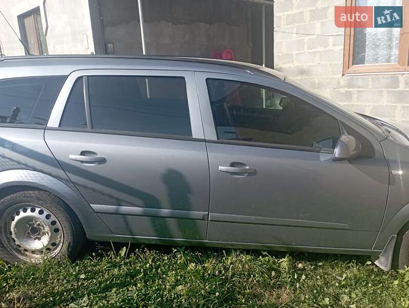 Универсал Opel Astra 2006 в Иршаве фото 4 Универсал Opel Astra 2006 в Иршаве
