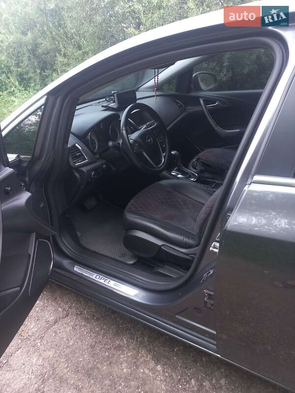 Хэтчбек Opel Astra 2010 в Самборе