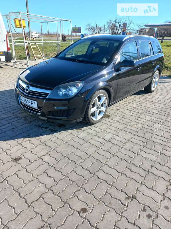 Универсал Opel Astra 2007 в Радехове