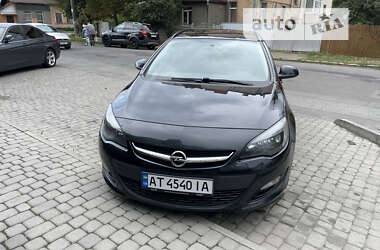 Универсал Opel Astra 2015 в Ивано-Франковске