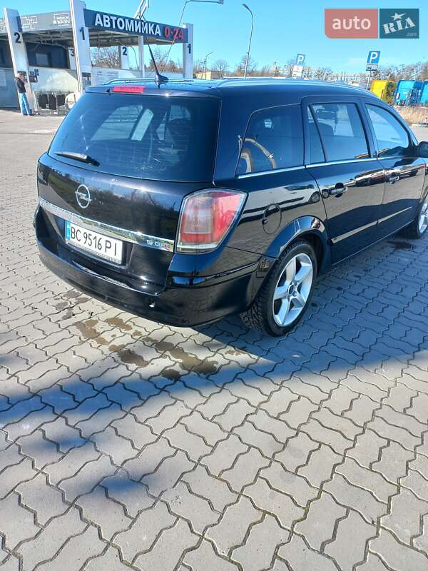 Универсал Opel Astra 2007 в Радехове