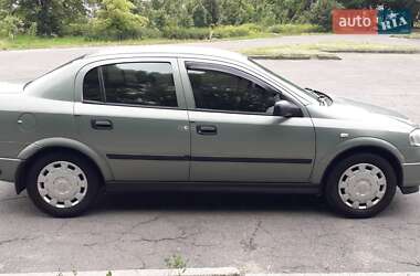 Седан Opel Astra 2008 в 