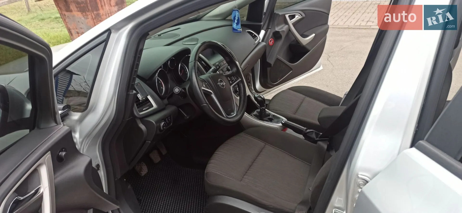 2010 Opel Astra - мініатюра 8