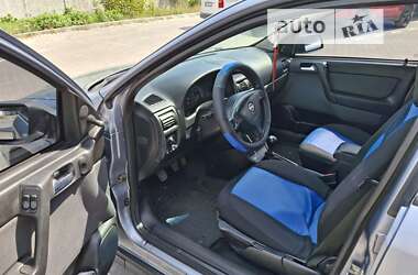 Седан Opel Astra 2008 в Хмельницькому