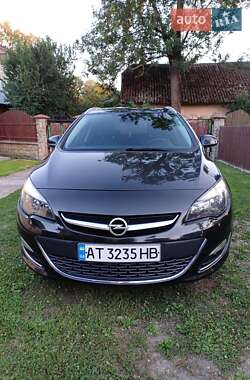 Універсал Opel Astra 2014 в Івано-Франківську