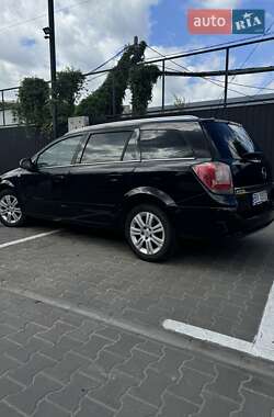 Универсал Opel Astra 2009 в 