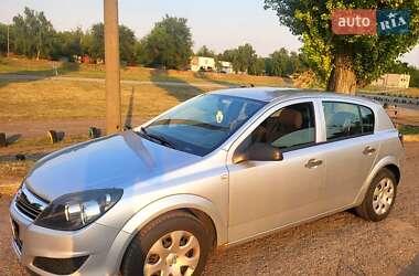 Хэтчбек Opel Astra 2009 в Запорожье