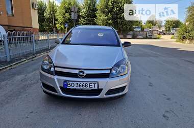 Універсал Opel Astra 2005 в Тернополі