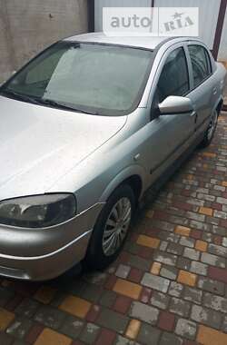 Седан Opel Astra 2002 в Білгороді-Дністровському