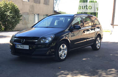 Универсал Opel Astra 2006 в Дубно