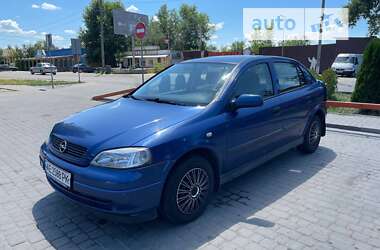 Хетчбек Opel Astra 2001 в Новомосковську