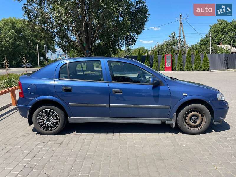Хэтчбек Opel Astra 2001 в Днепре